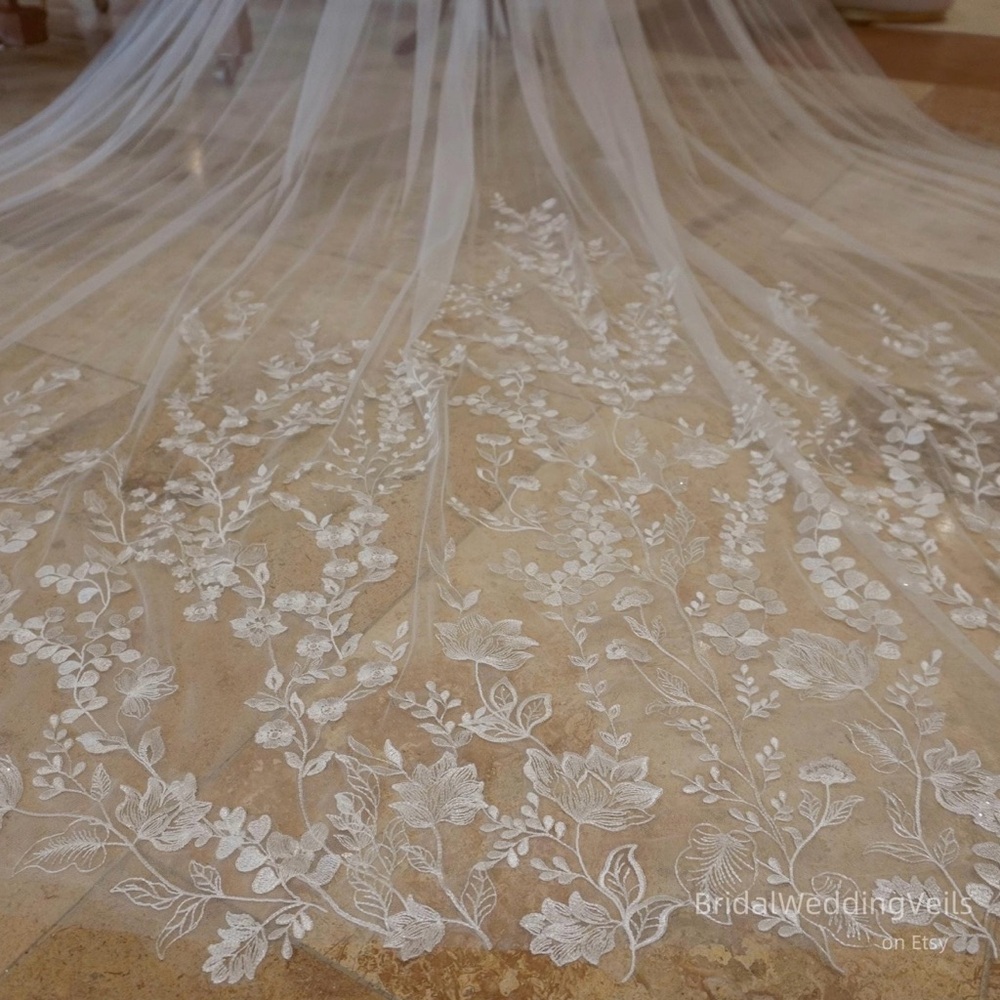 Hand Crafted Elegant White Floral Lace Veil - Chapel length